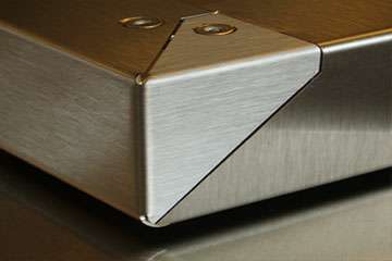 精密钣金折弯弯曲工艺中的决定因素有哪些?-中山bet在线登录官网-bet(中国)